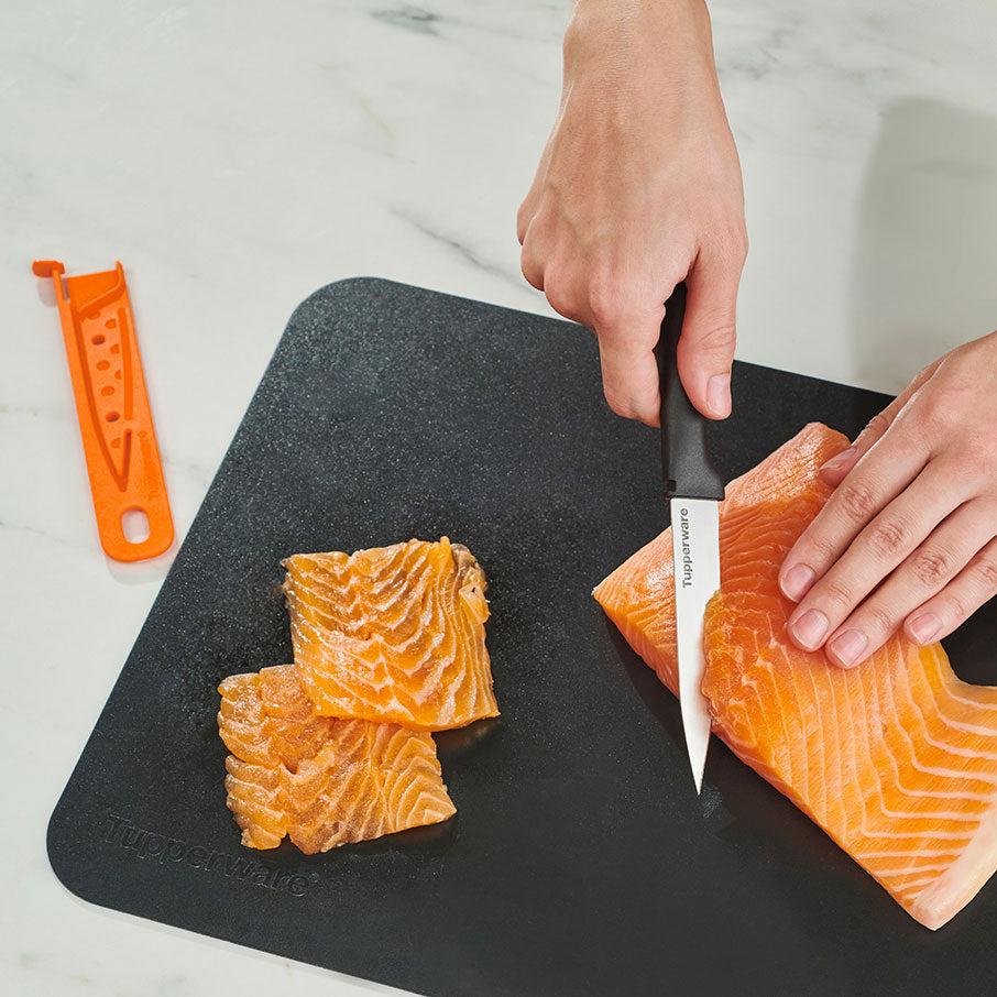 Tupperware? Amazing Series Utility Knife & Locking Sheath - Image 3